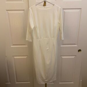 Elegant White Long Sleeve Dress